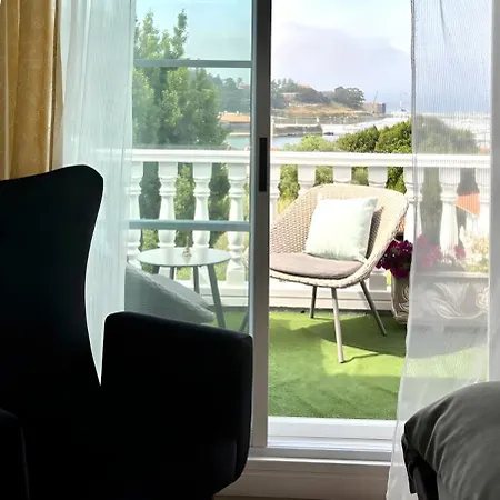 度假居 Holibai, Serenidade, Escapada Navidena De Lujo Frente Al Mar Con Privado Y Cerca De Magicas Luces De Vigo *