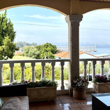 Holibai, Serenidade, Escapada Navidena De Lujo Frente Al Mar Con Privado Y Cerca De Magicas Luces De Vigo Feriehus