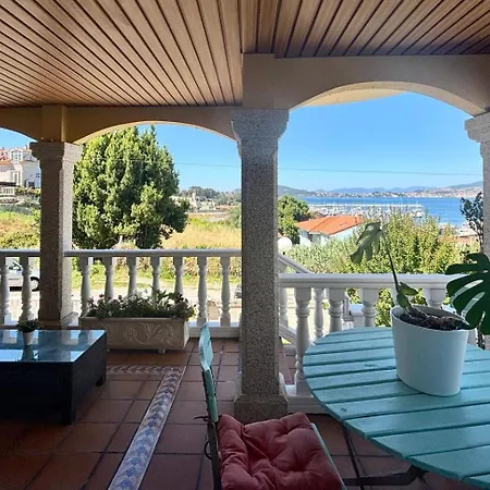 Holibai, Serenidade, Escapada Navidena De Lujo Frente Al Mar Con Privado Y Cerca De Magicas Luces De Vigo *